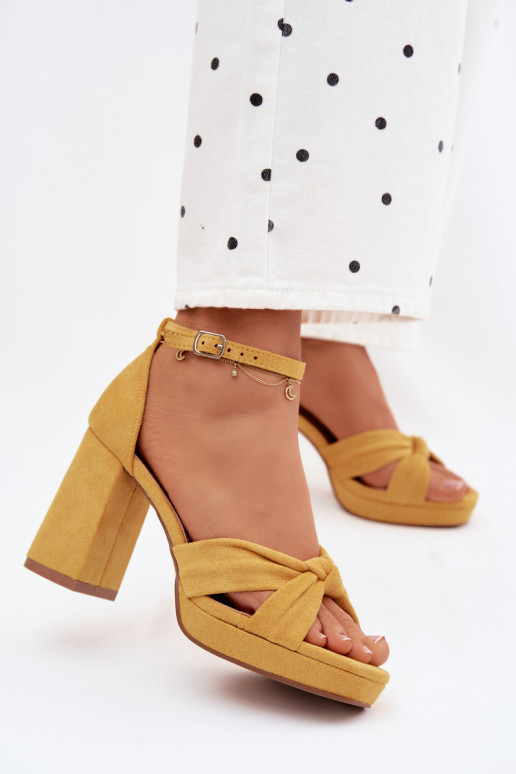 Gele hoge hak sandalen van faux suede Rosetta