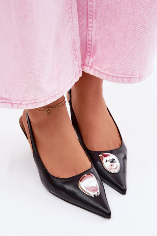 Dames zwarte sandalen met dunne hakken en decoratieve details Isadora