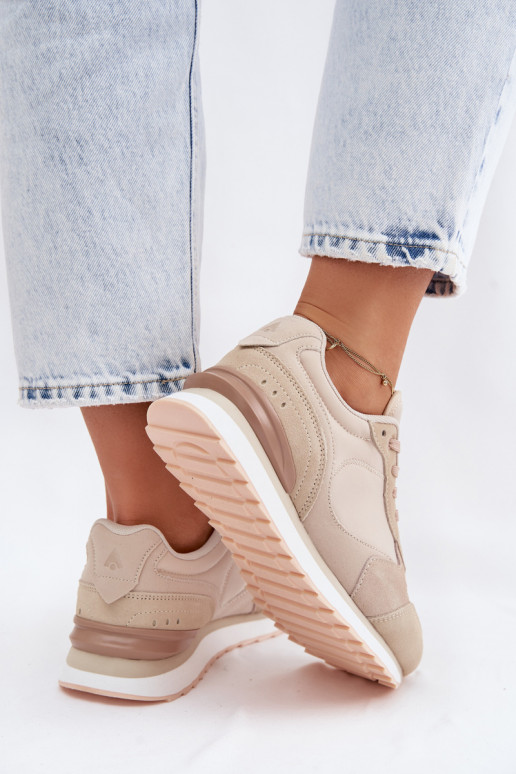 Zandkleurige dames sneakers van suede McArthur MA2512IN