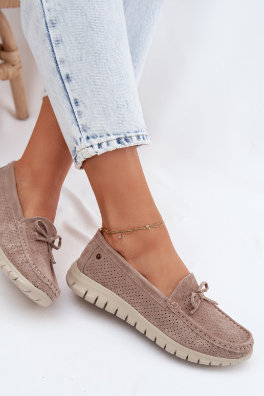 Zandkleurige faux suede dames mocassins met strikken Vinceza 95401