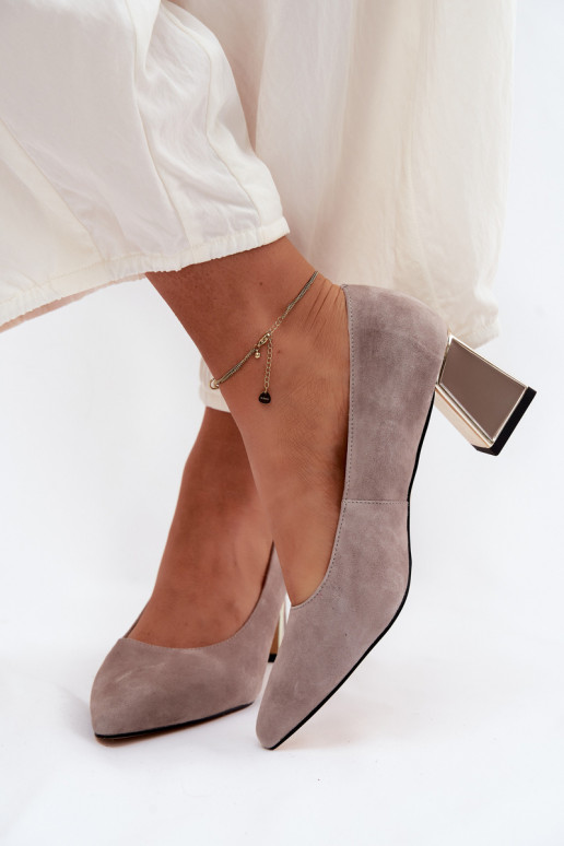 Zandkleurige faux suede hakken Vinceza 66921