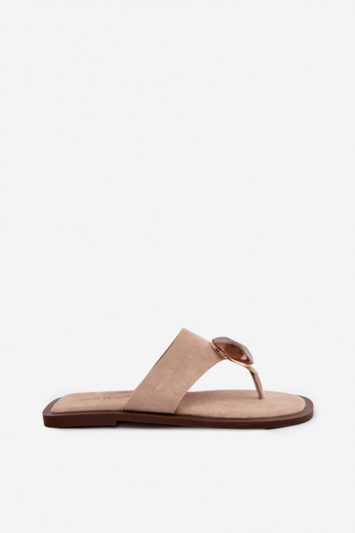Zandkleurige platte slippers met faux suede ornamenten Selvessa