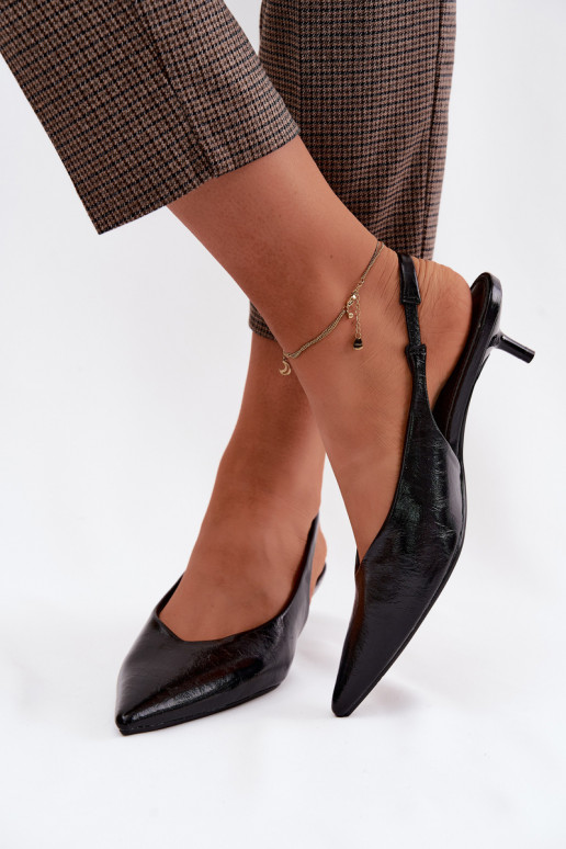 Zwarte gelakte sandalen met faux leren hakken Averelle