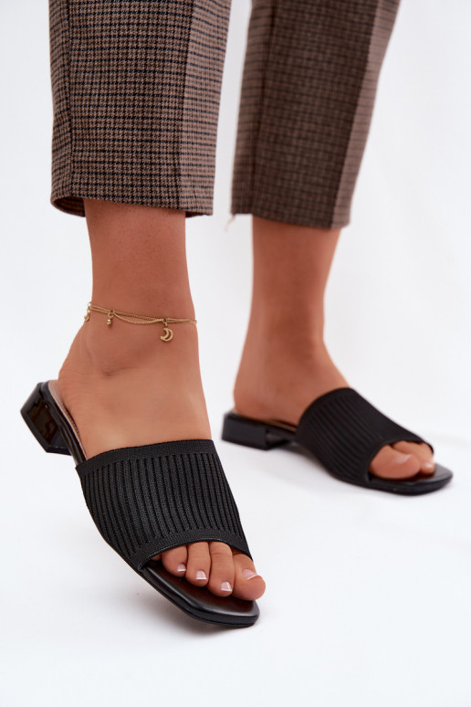Zwarte dames slippers met brede hakken Belissea