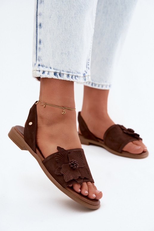 Leer Sandalen van suède met brede hakken Met sierlijk Een bloem Zazoo 407471 CzekoladoIne