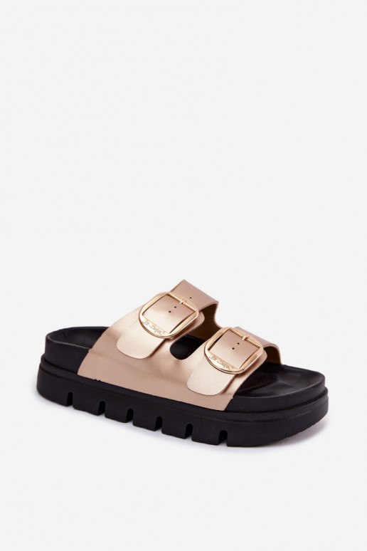 Damespantoffels Platformie met gespen Lee Cooper LCIN-26-35-4462L gouden kleur