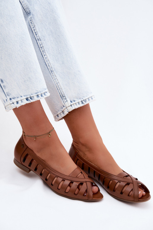 Leer OpengeInerkte ballerinas Het heeftciejka P7540-29 bruine kleur