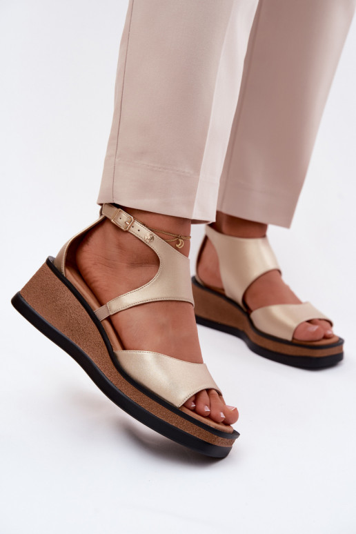 Leer Platform sandalen Het heeftciejka K7471-26 gouden kleur