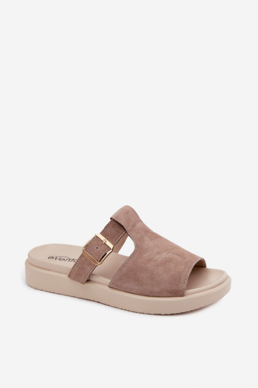 Dames faux suede platformslippers met gouden gespen in zandkleur Zemela