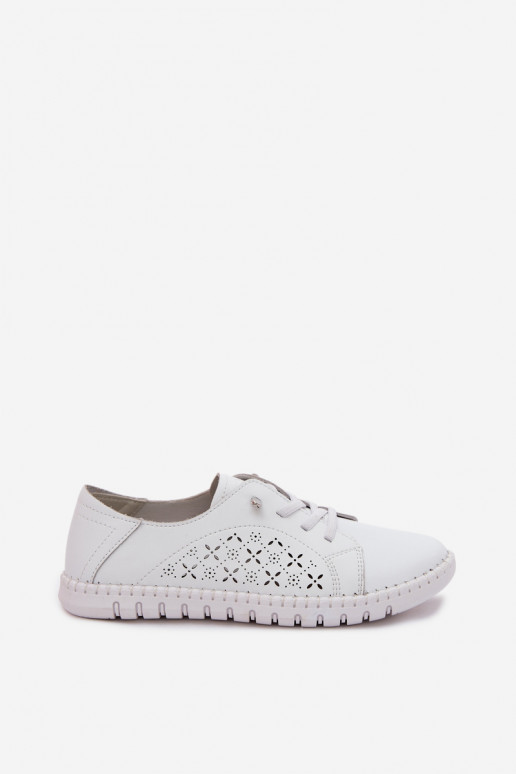 Schoenen met uitsnijdingen van natuurlijk leer in witte kleur Flaria