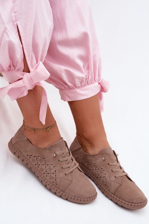 Schoenen met uitsnijdingen van faux suede in zandkleur Flaria