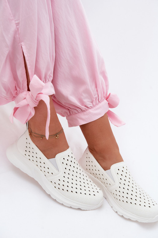 Instap schoenen met uitsnijdingen van faux leather in witte kleur Geressa