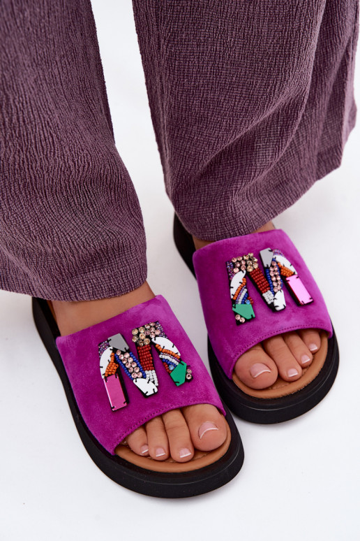 Faux suède dames slippers met ornamenten en platform Vinceza 66942 in roze kleur