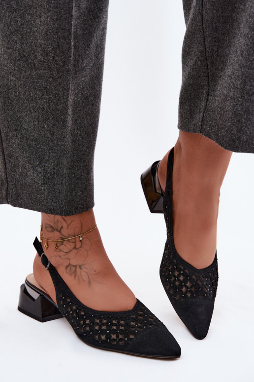 Leer Suède damessandalen met elementen van opengeInerkt met rooster Op Klok D&A CR61-3004 zInart