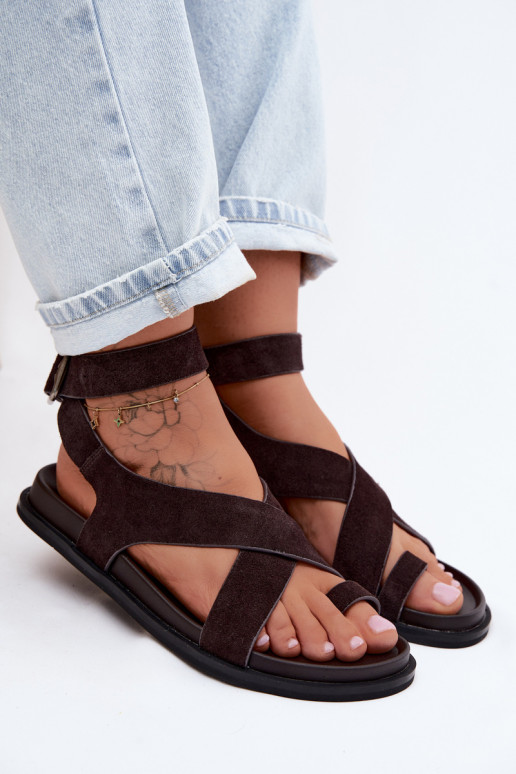 Platte sandalen van natuurlijk suede D&A CR61-3049 chocolade