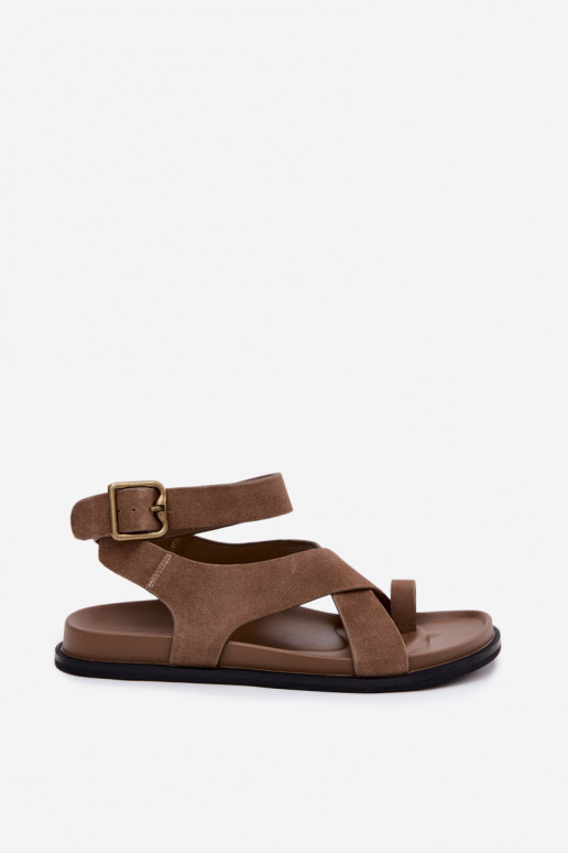 Vlakke sandalen in zandkleurige faux suede