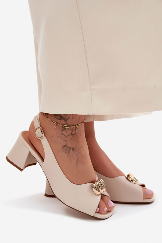 Dames sandalen met gouden details op blokhak Sergio Leone SK159 in zandkleur