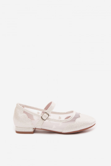 Glanzende kindersandalen met gaas en harten in wit Binky 2