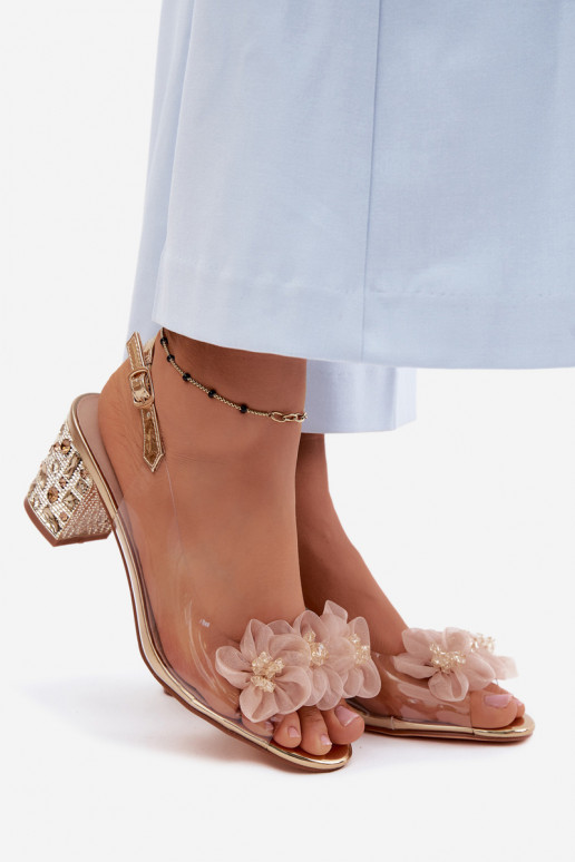 Doorzichtige sandalen met hakken, sprankelende oogjes en bloemmotieven D&A MR61-9009 goudkleur