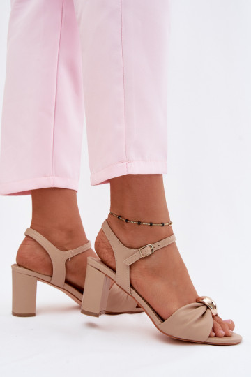Dames sandalen van faux leather met hakken in zandkleur Spella 2