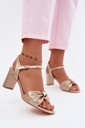 Dames sandalen van faux leather met hakken in goudkleur Spella 2