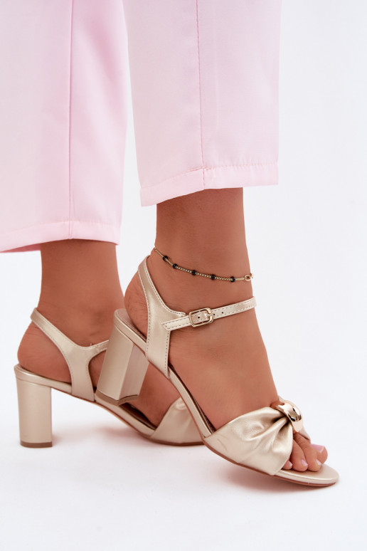 Dames sandalen van faux leather met hakken in goudkleur Spella