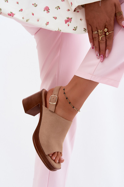 Dames sandalen met hak van faux suede in zandkleur Eclipse