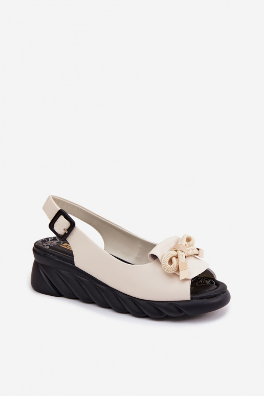 Beige damessandalen met platform en ornamenten Artiker 58C0054