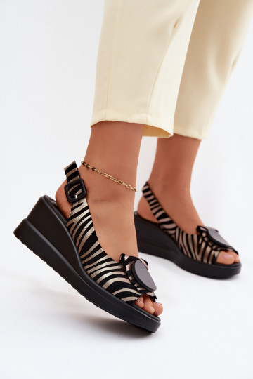 Leer Platform sandalen met ornamenten Artiker 58C0295 ZInart en-gouden kleur