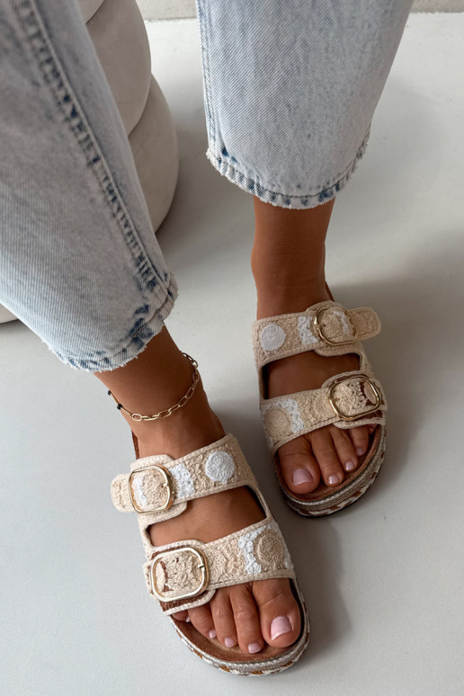 Glimma gehaakte slippers met platform en gespen in zandkleur