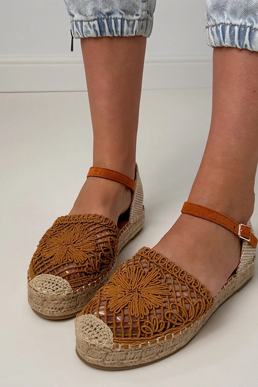 Bruine geperforeerde espadrille sandalen Santos