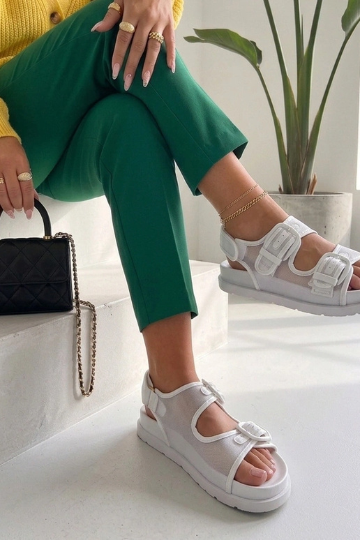 Witte sandalen met verstelbare banden Mila