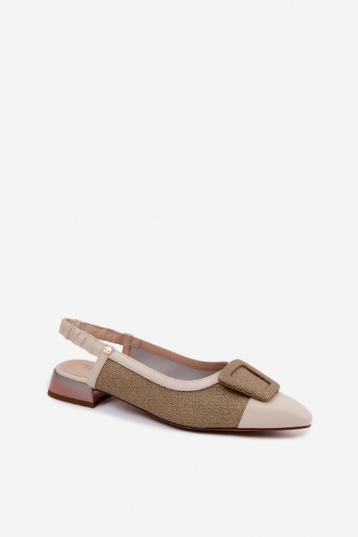 Dames sandalen met decoratieve gespen zandkleur