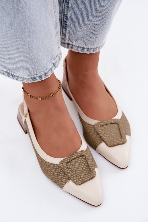 Dames sandalen met decoratieve gespen zandkleur
