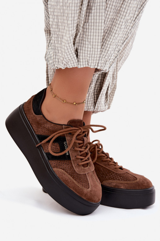 Bruine dames sneakers met platform en perforatie Umbry