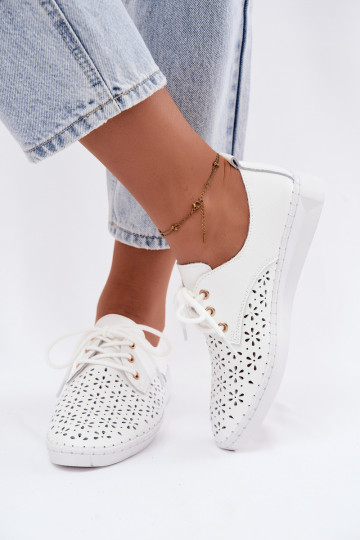 Witte dameschoenen met uitsnijdingen Softie 2