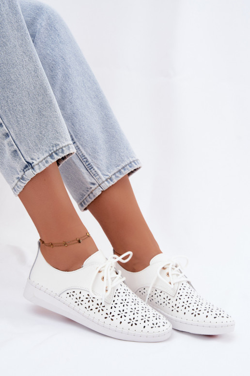 Witte dameschoenen met uitsnijdingen Softie