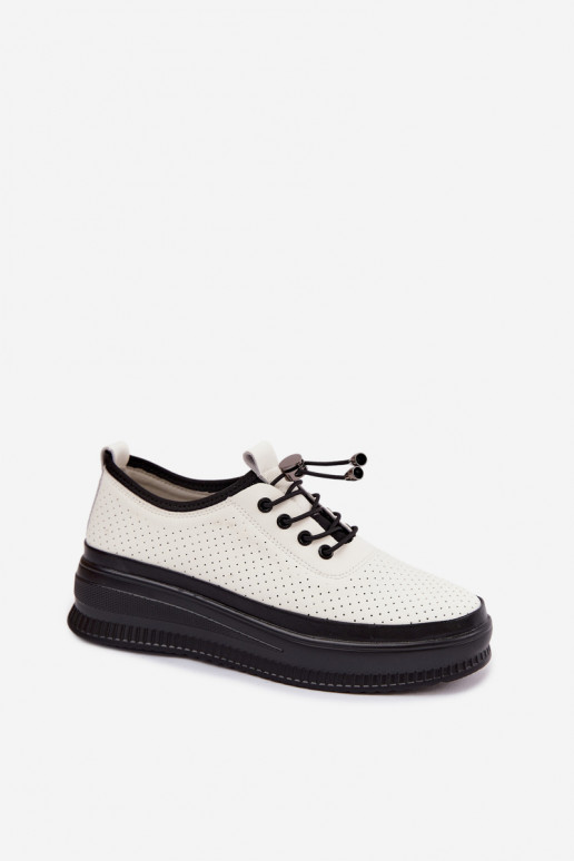 Witte dameschoenen met platform en perforatie Dalila