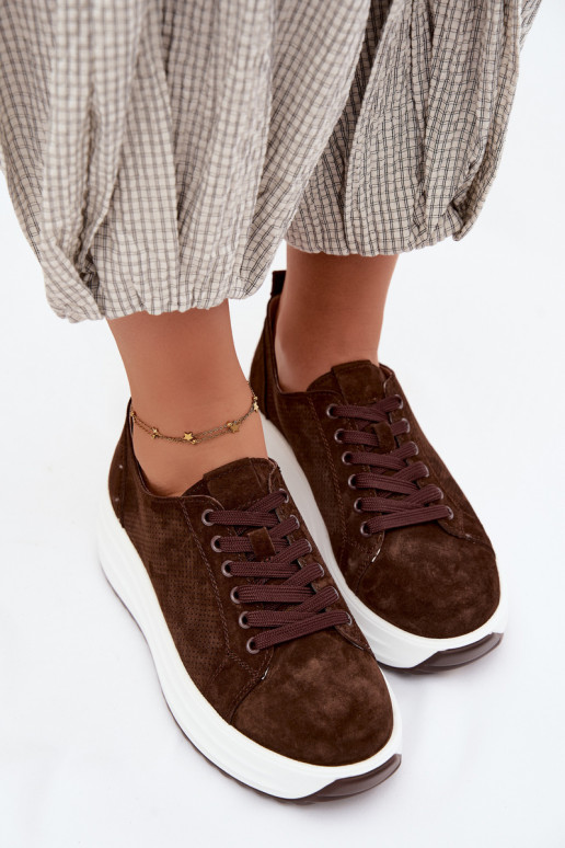Chocoladekleurige dames sneakers van faux suede met platform Inaya