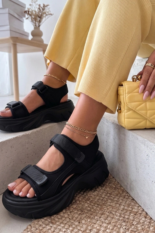 Abigail zwarte chunky sandalen