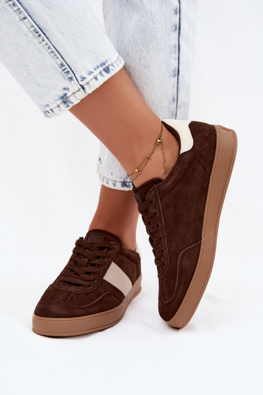 Sneakers voor dames van faux suede Big Star UU274008 in chocolade kleur