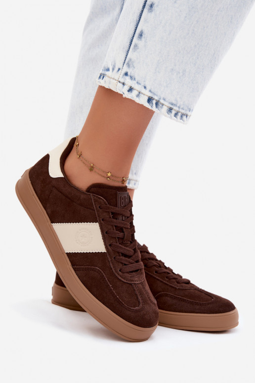 Sneakers voor dames van faux suede Big Star UU274008 in chocolade kleur