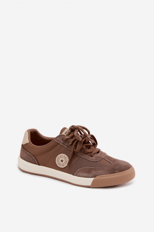 Suède sneakers voor dames met dubbele veters Big Star UU274002 in bruine kleur
