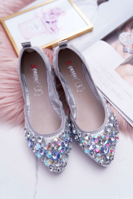 Zilveren ballerina's met kristaldecoratie