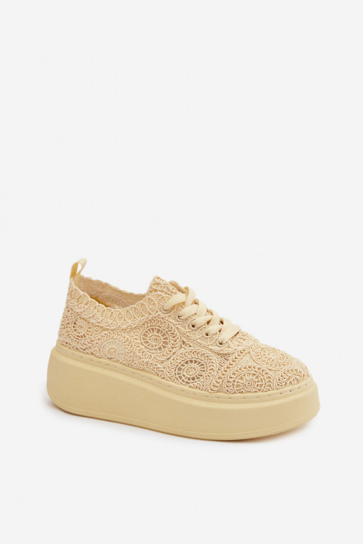 Gele casual schoenen met platform en kantmotieven Evalora