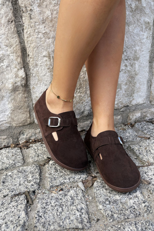 Dameschoenen met gespen van faux suede in chocolade kleur Sombellia