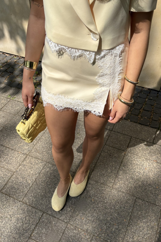 Gele faux suede ballerina's Camdena