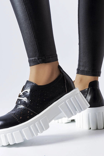 Zwarte geperforeerde chunky loafers Camus
