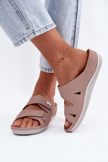 Roze dames leren slippers met plakkende sluitingen Inblu OE0001GU 2