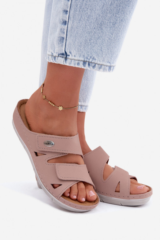 Roze dames leren slippers met plakkende sluitingen Inblu OE0001GU